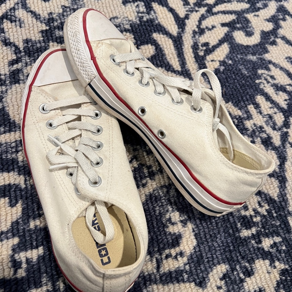 Converse All Stars White Sneakers with Red Stripe